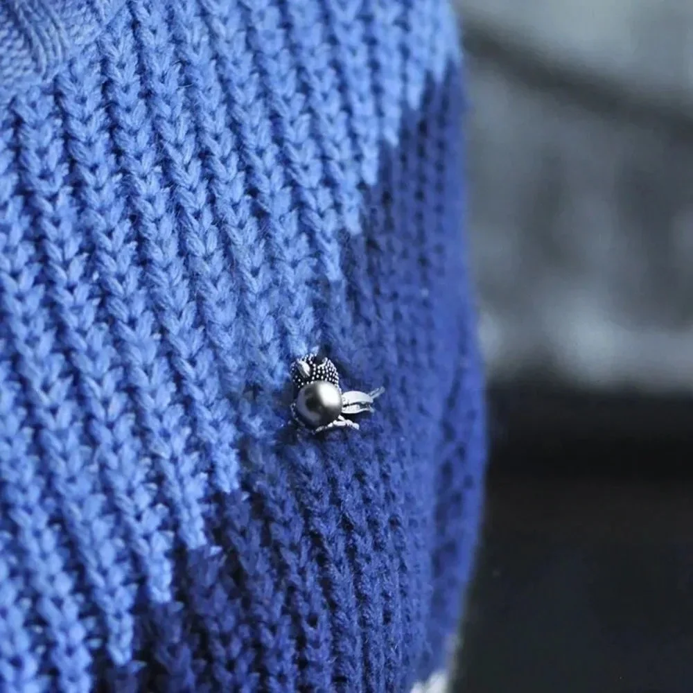VQ Gold Bird Brooch